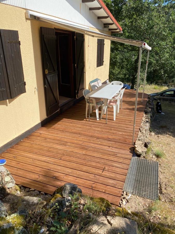 Ribes - Chalet Gite Au Coeur De La Nature Sournia Exterior photo